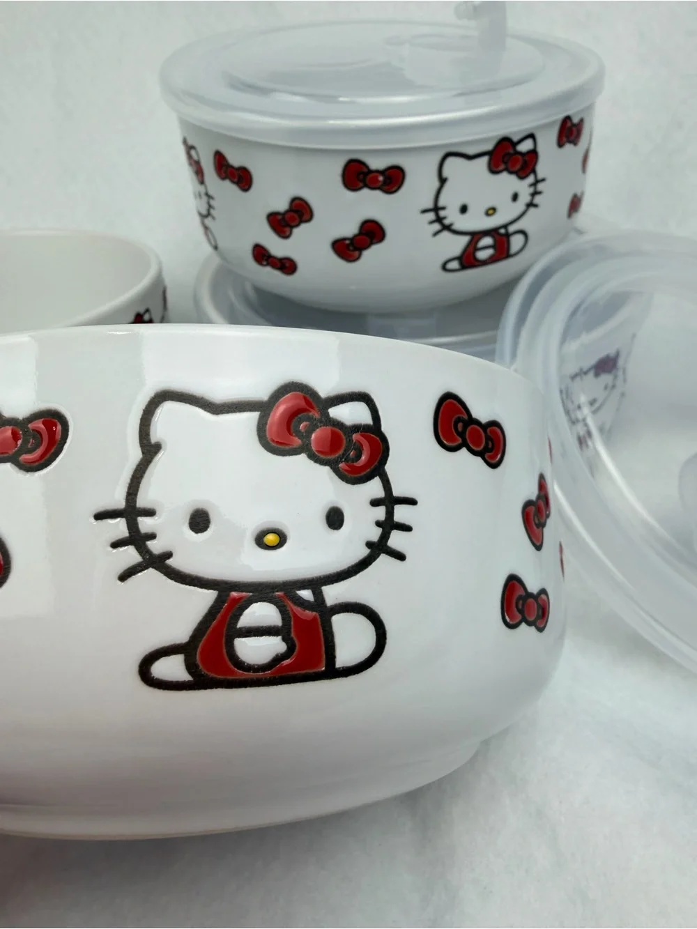 Hello Kitty White Ceramic Bowls with Red Bow Accents & Lids - 8 Piece Set